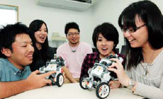 IT綜合學科（日本沖繩專門學校）